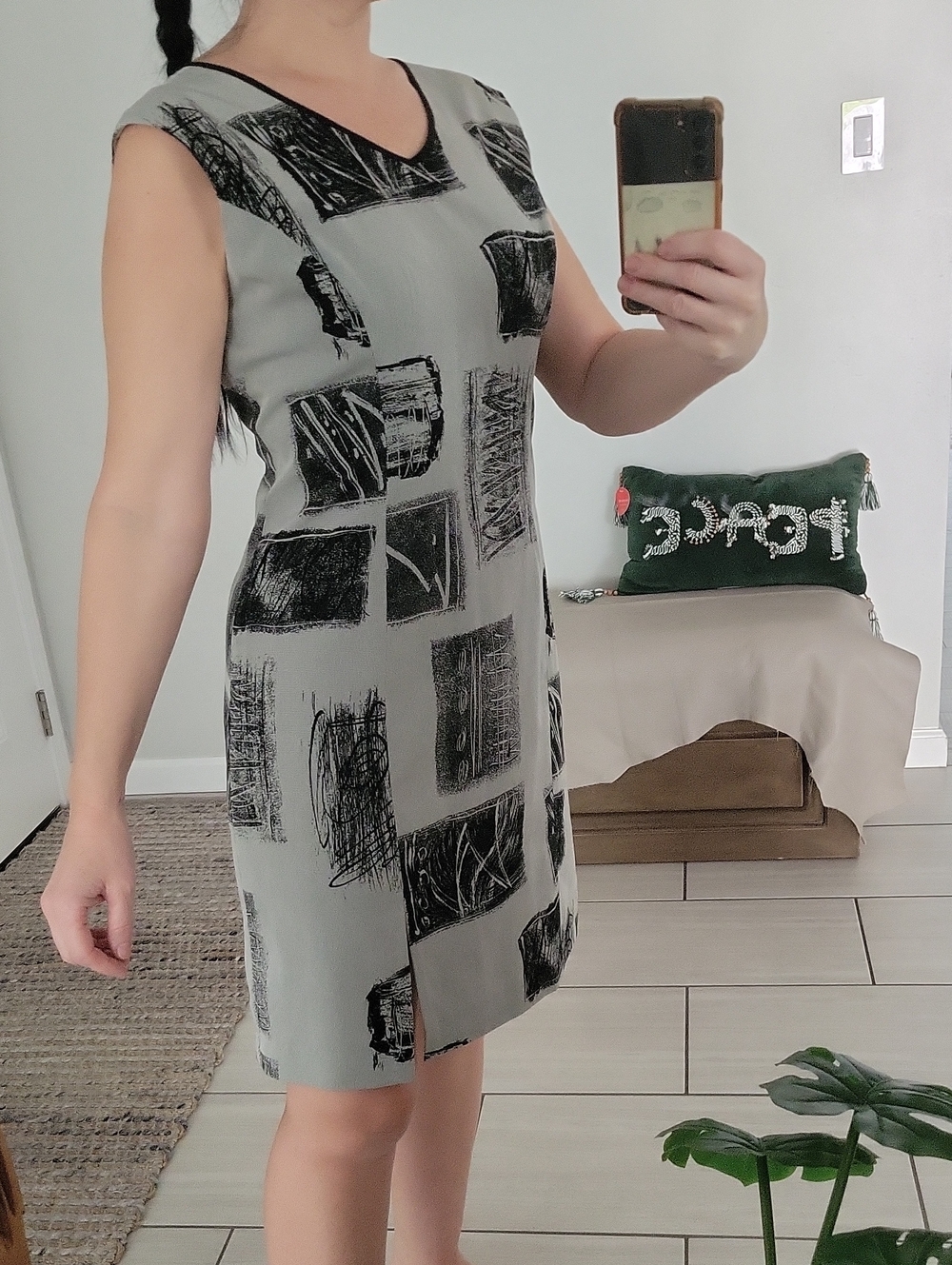 Vintage Gray Mini Dress with Black Abstract Print